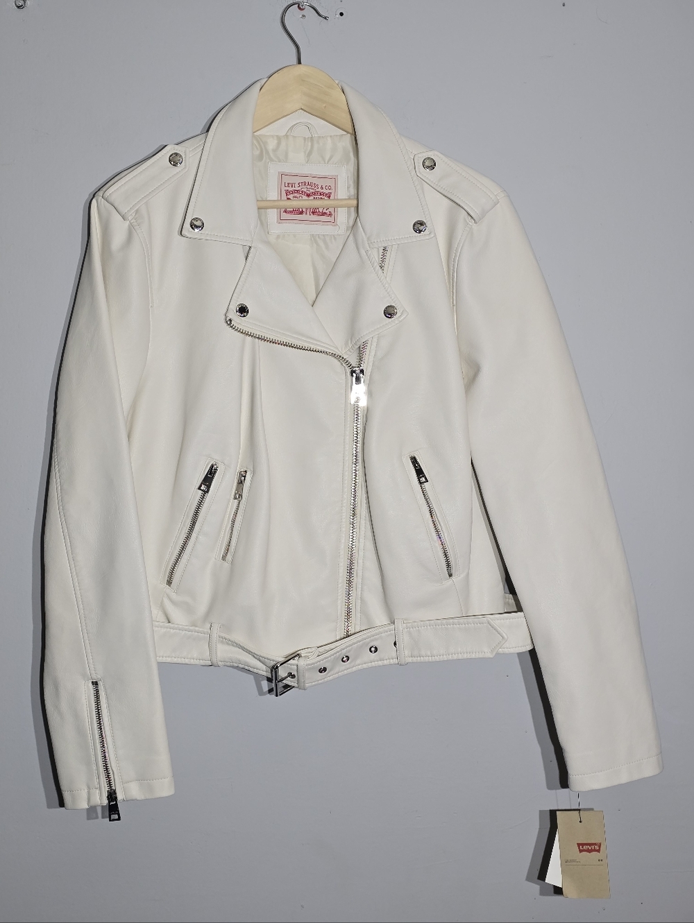 Levi's Women’s Off-White Faux Leather Biker Jacket - New With Tags - XL